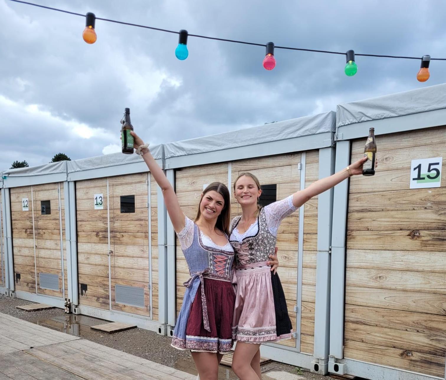 Oktoberfest Wiesn Camp Lodge มิวนิก ภายนอก รูปภาพ